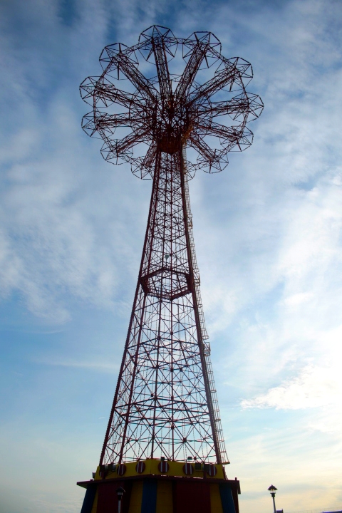 The Parachute Jump is a giant standing over Brooklyn's amusement parks at 262 feet.